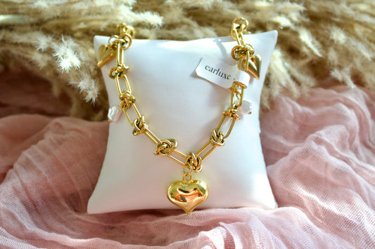 charm chunky necklace