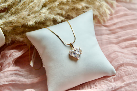 Stunning Heart necklace (customer favorite)